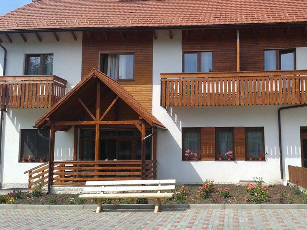 Pensiunea Casa Bunicului Mociu Exterior foto
